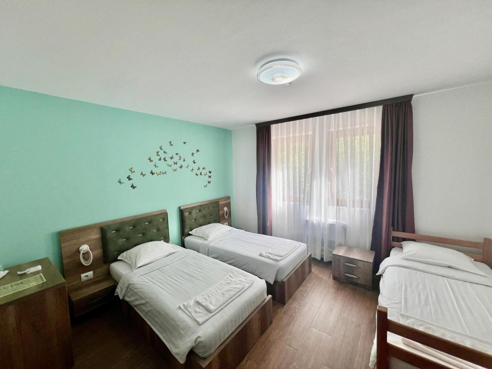 Vila Alexander B&B Вальбоне Екстер'єр фото